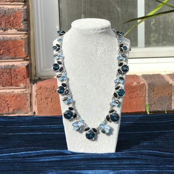 VERA WANG MIDNIGHT BLUE Statement Necklace - Picture 3 of 8